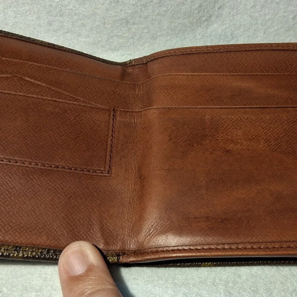 Louis Vuitton 1989 Elise Trifold Wallet Stamp 8905 AN with COA